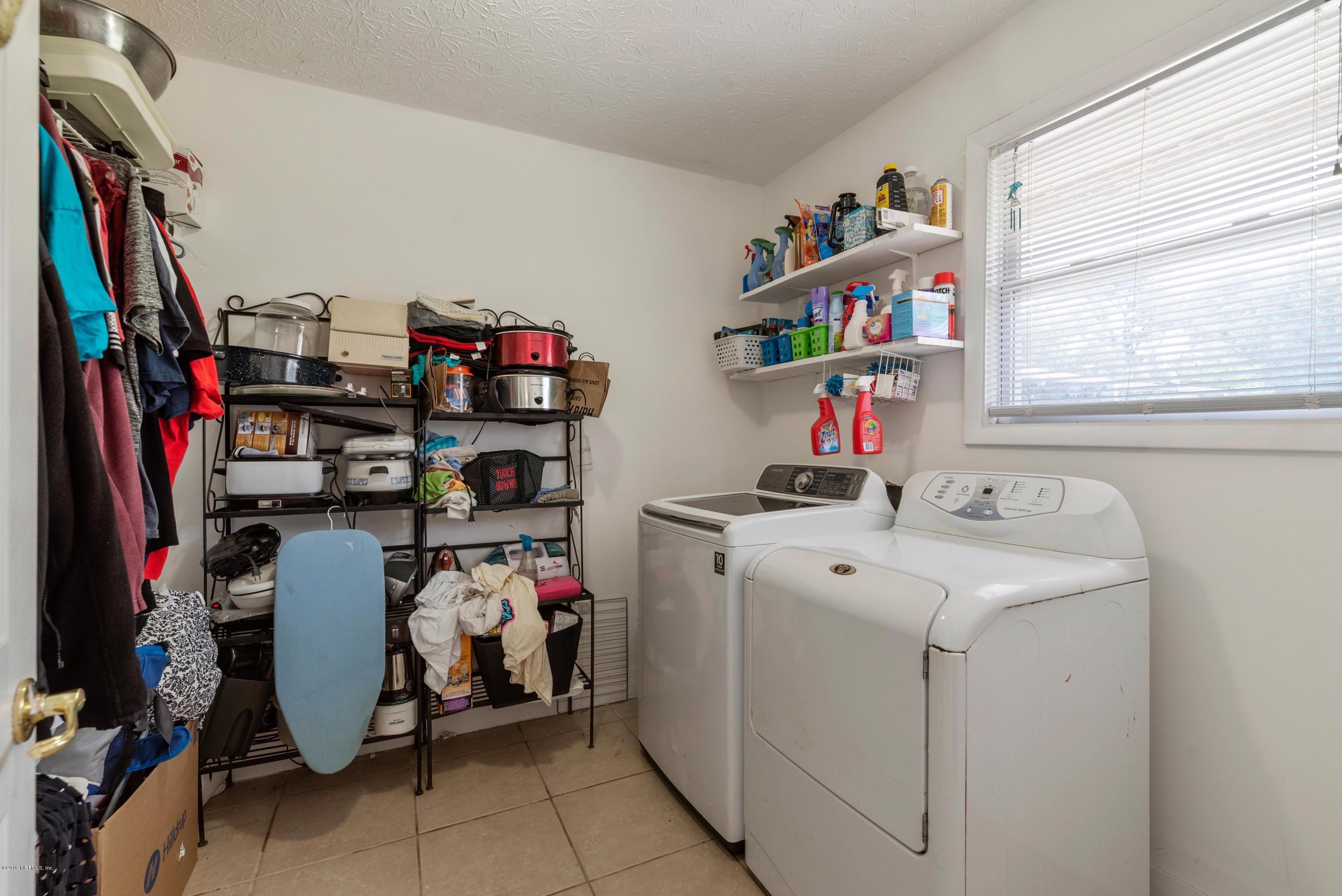 54152 Snyder Road Callahan, FL 32011 - Photo 29 of 39 a utility room with dryer and washer