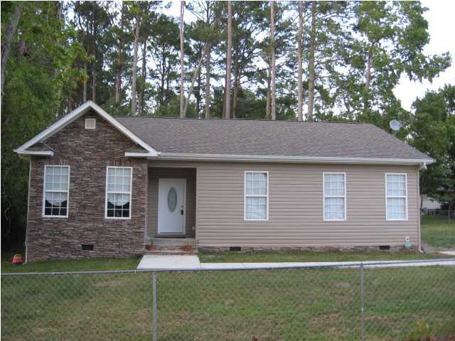 8031 Rhodes, Unit 31A Chattanooga, TN 37421 - Photo 1 of 9 Primary Photo