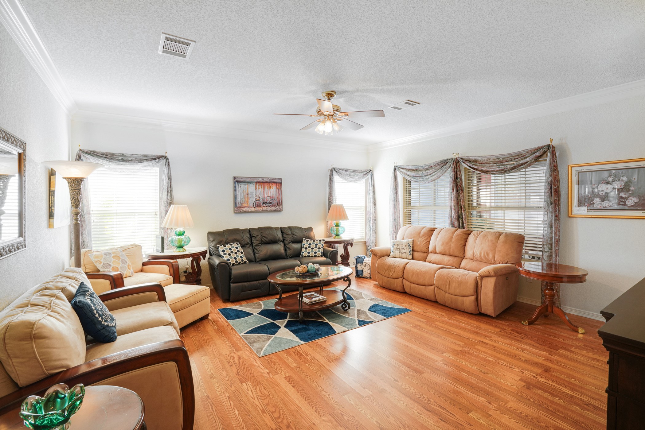 2912 Brandy Lane Georgetown, TX 78628 - Photo 8 of 33