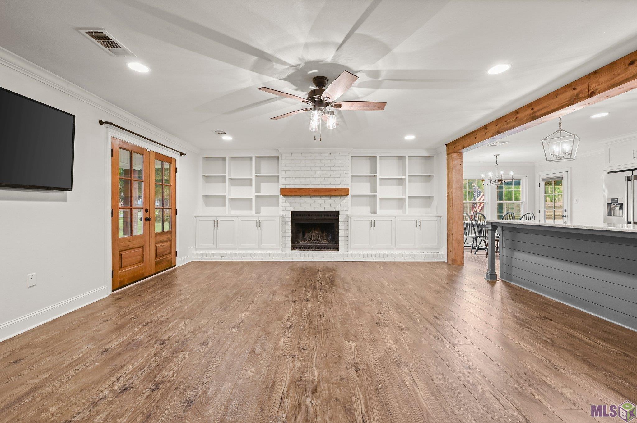10582 Buxton Road St. Amant, LA 70774 - Photo 4 of 35 Gallery Image 4