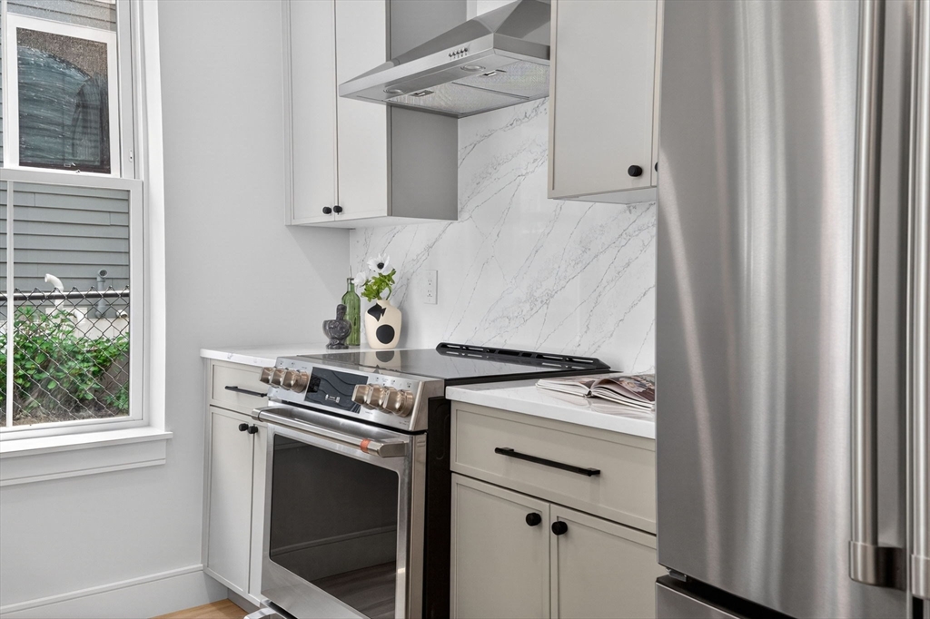 54 Dorset Street, Unit 1 Boston, MA 02125 - Photo 6 of 32