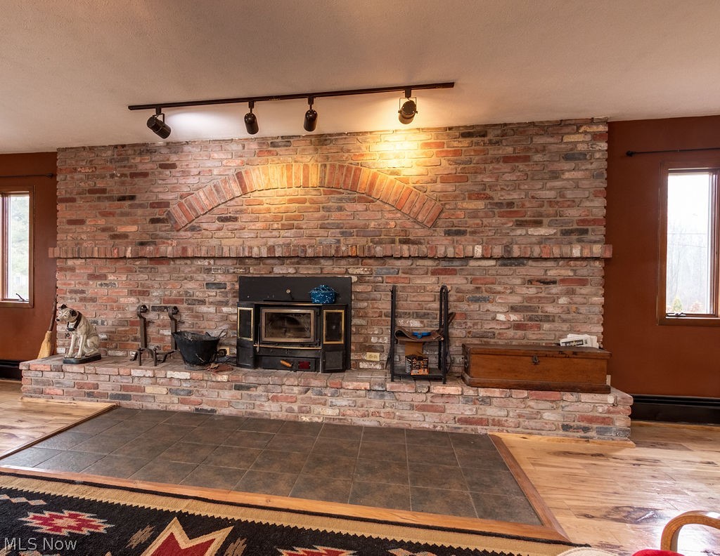 11995 Hunt Road Huntsburg, OH 44046 - Photo 7 of 34 Gallery Image 7