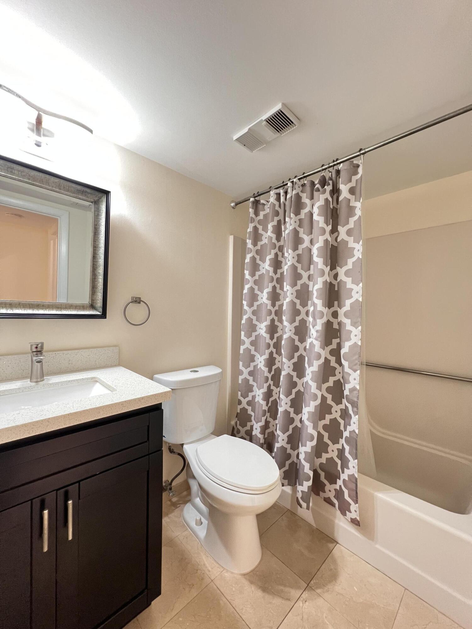 21911 Lake Forest Circle, Unit 206 Boca Raton, FL 33433 - Photo 14 of 28 IMG_4985