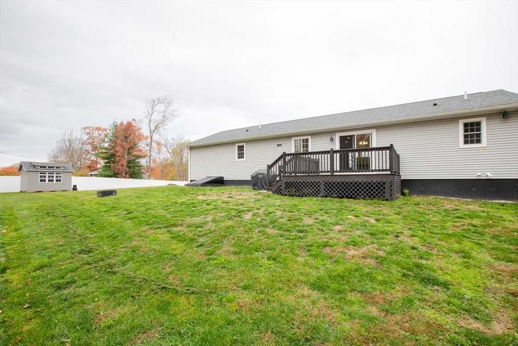33 Rhinecliffe Road Swansea, MA 02777 - Photo 32 of 34 Gallery Image 32