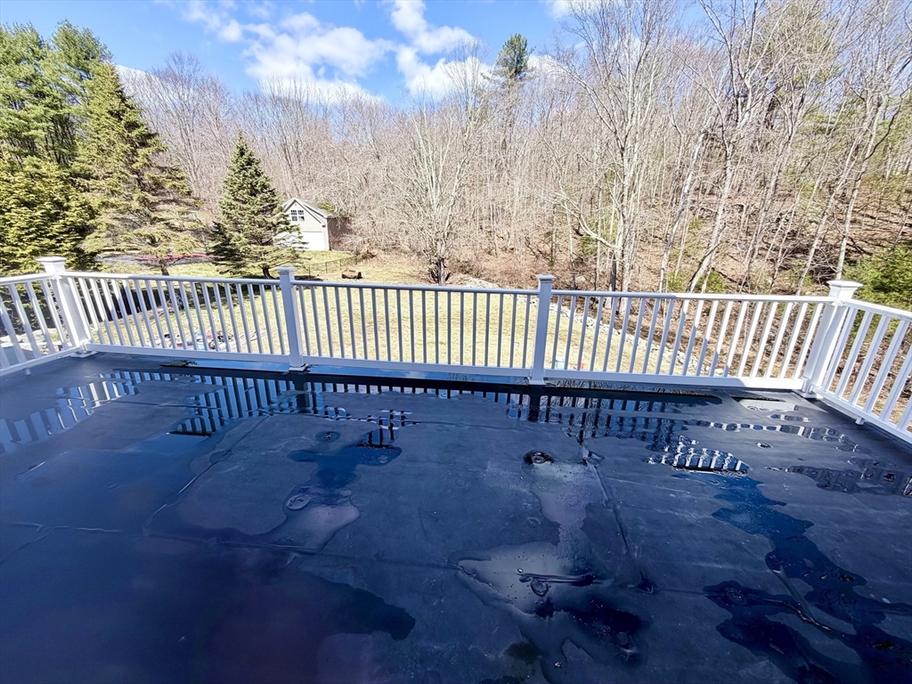 195 Lower Gore Road Webster, MA 01570 - Photo 14 of 27