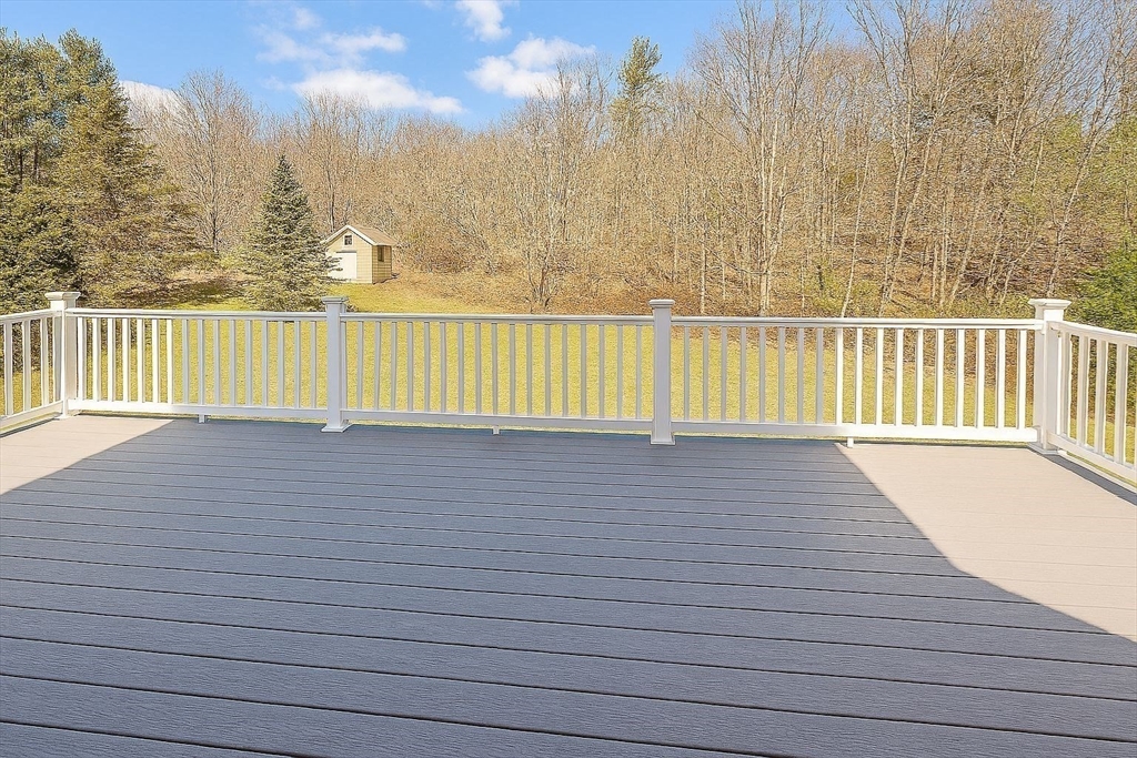 195 Lower Gore Road Webster, MA 01570 - Photo 15 of 24