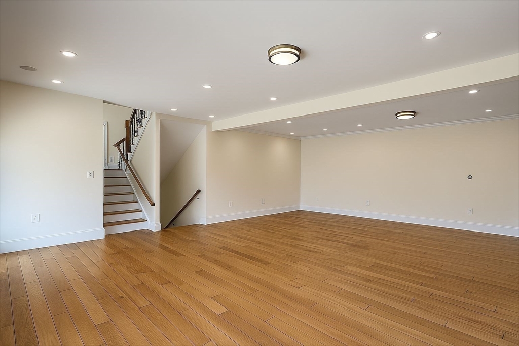 195 Lower Gore Road Webster, MA 01570 - Photo 2 of 24