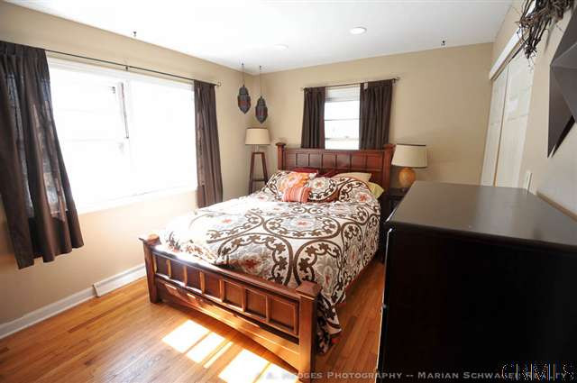 548 Huron Road Bethlehem, NY 12054 - Photo 6 of 14 Photo 6