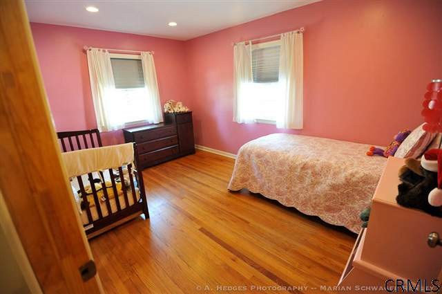 548 Huron Road Bethlehem, NY 12054 - Photo 9 of 14 Photo 9
