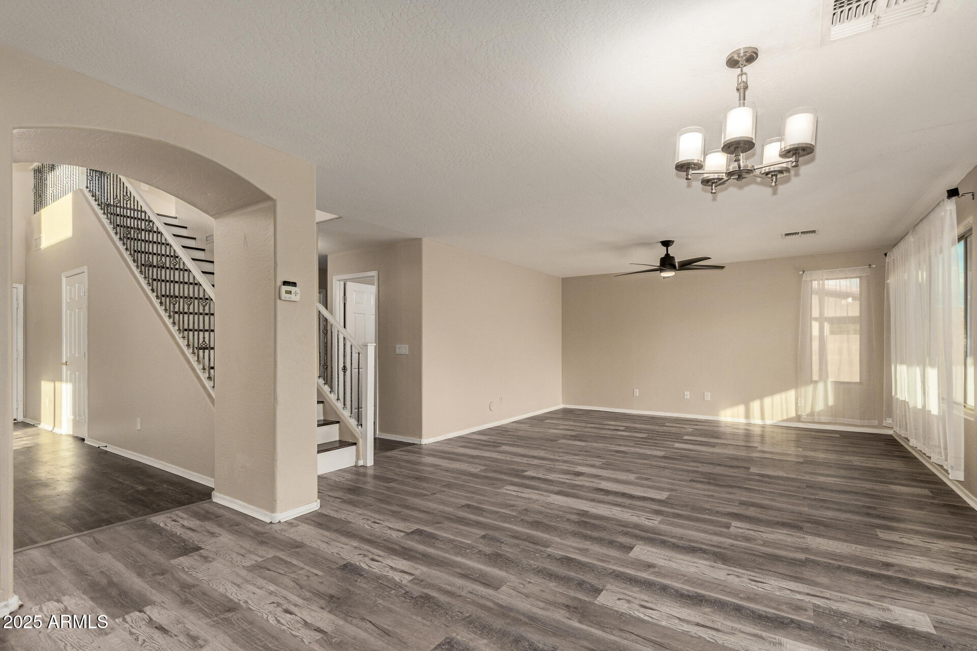 3545 East Crescent Way Gilbert, AZ 85298 - Photo 12 of 39 12 - Crescent