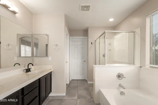 $2,600 | 3545 East Crescent Way, Gilbert, AZ 85298