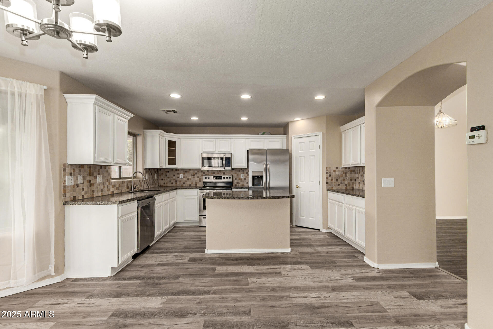 3545 East Crescent Way Gilbert, AZ 85298 - Photo 8 of 39 15 - Crescent