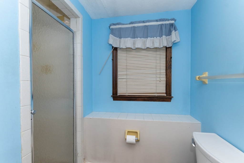 49 Benton Circle Reading, MA 01867 - Photo 32 of 39