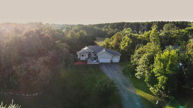 $549,900 | 27230 Bayshore Drive Northwest, Isanti, MN 55040