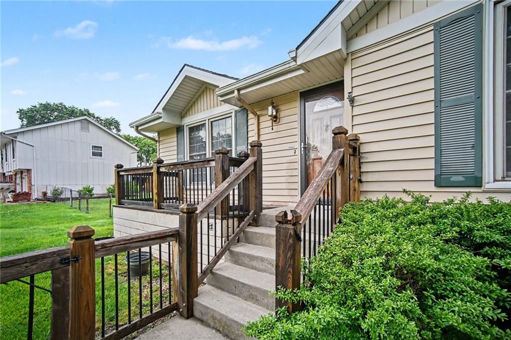 1100 Northeast 115 Street Kansas City, MO 64155 - Photo 5 of 30