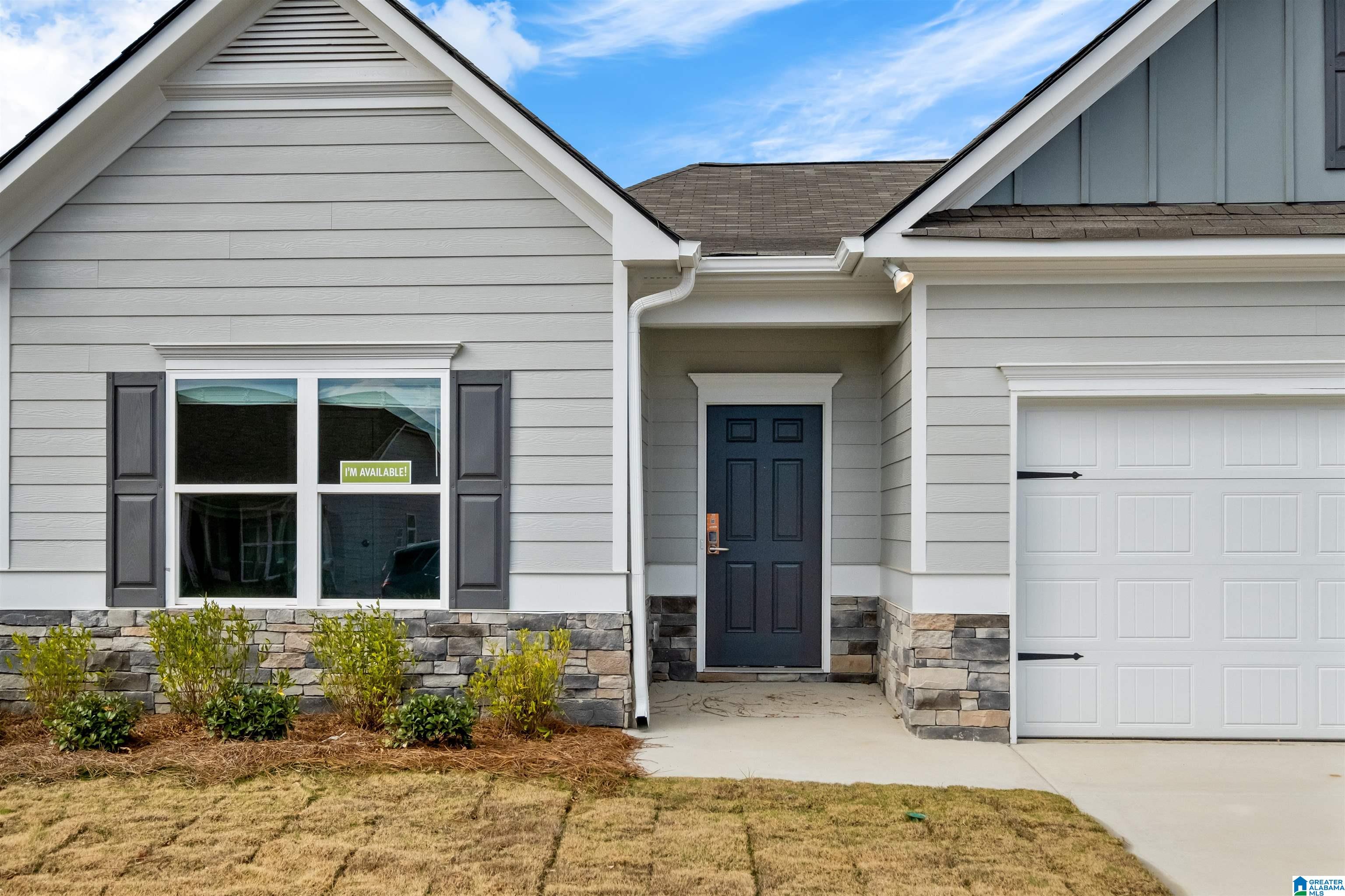 435 Ridgefield Drive Odenville, AL 35120 - Photo 2 of 34