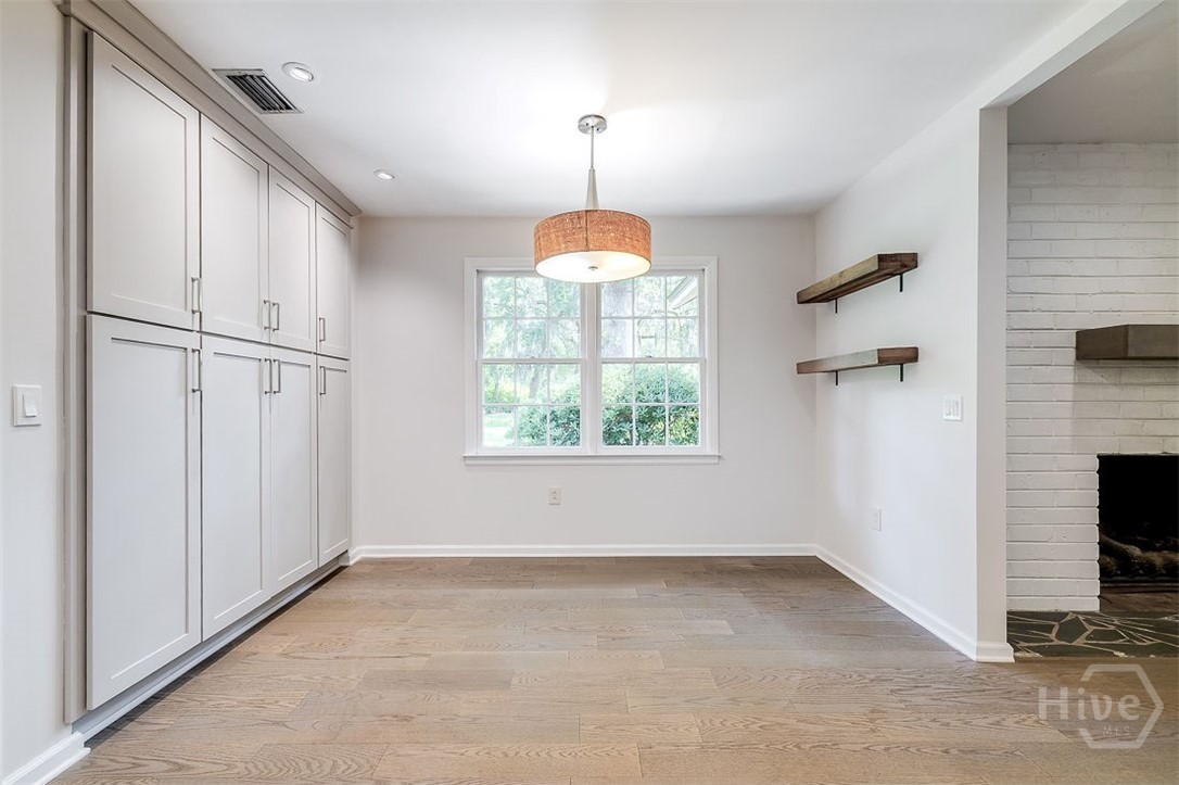 42 Clarendon Road Savannah, GA 31410 - Photo 14 of 49