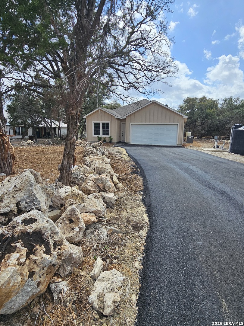 628 Winding River Lane Spring Branch, TX 78070 - Photo 3 of 30