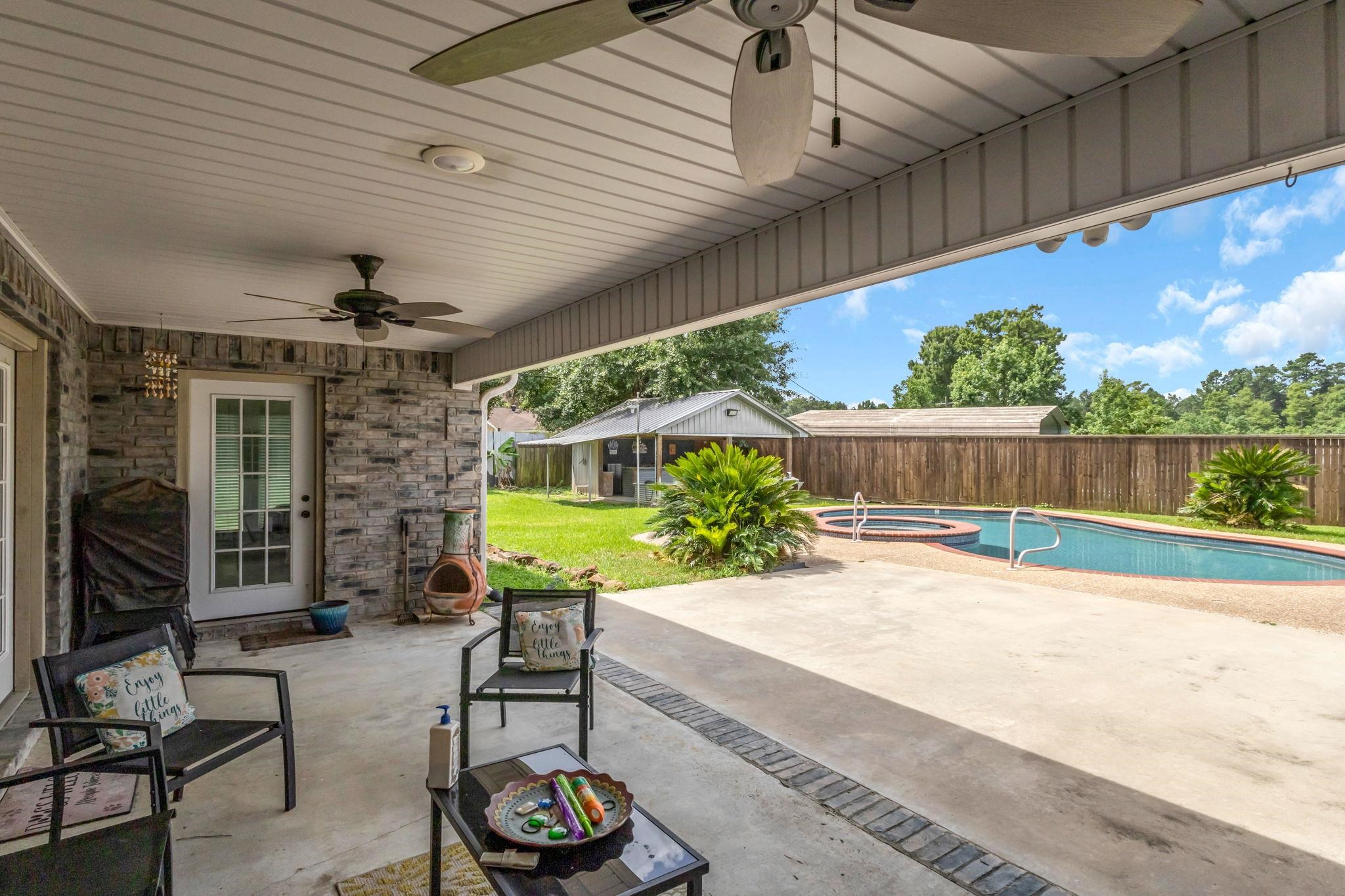 2275 Belfast Way Vidor, TX 77662 - Photo 31 of 45