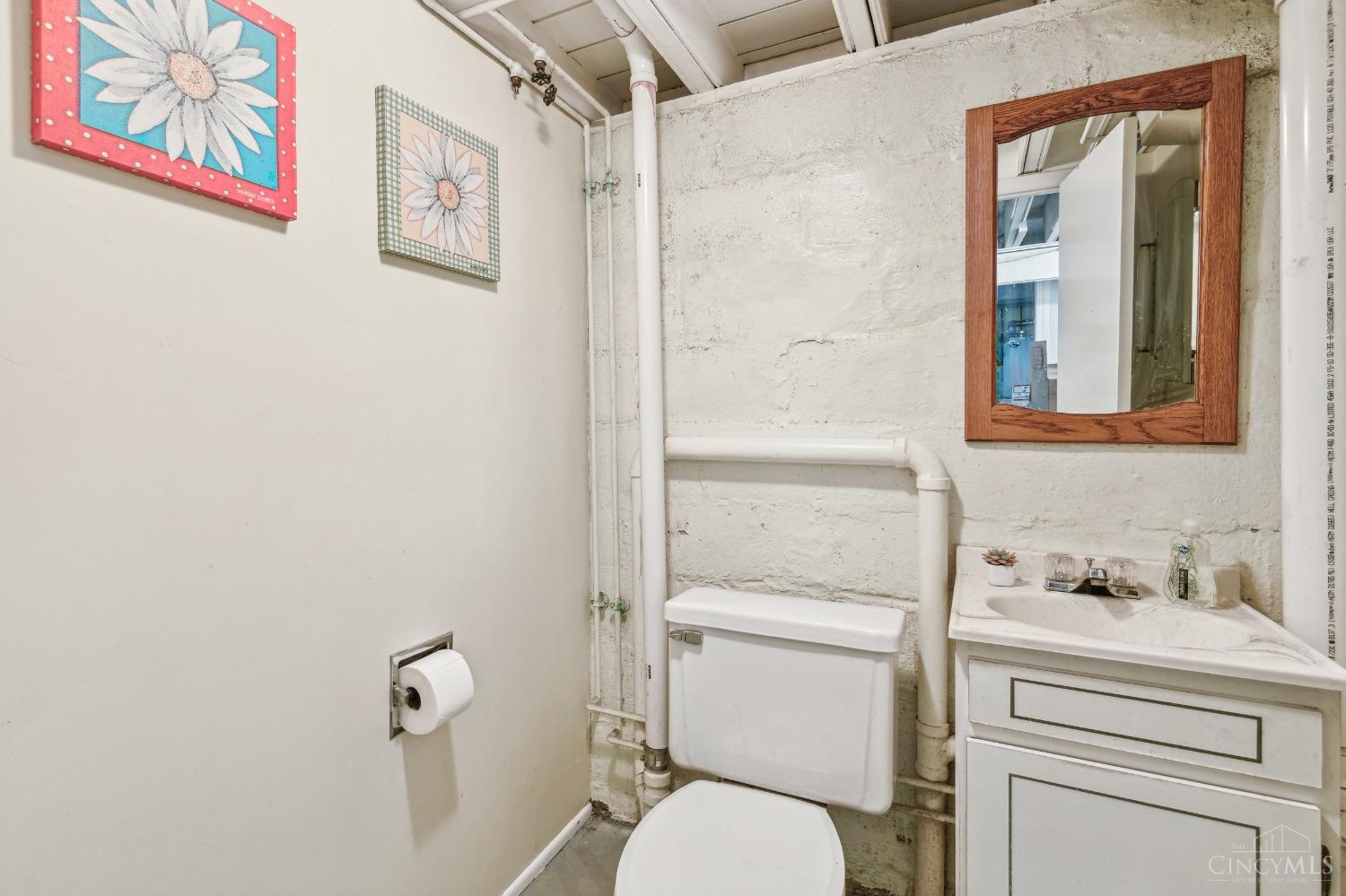 3818 Watterson Road Fairfax, OH 45227 - Photo 23 of 32 Gallery Image 23