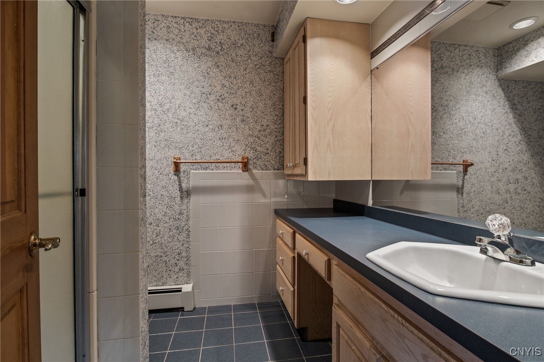 545 County Rte 54 Schroeppel, NY 13132 - Photo 38 of 50 basement full bathroom