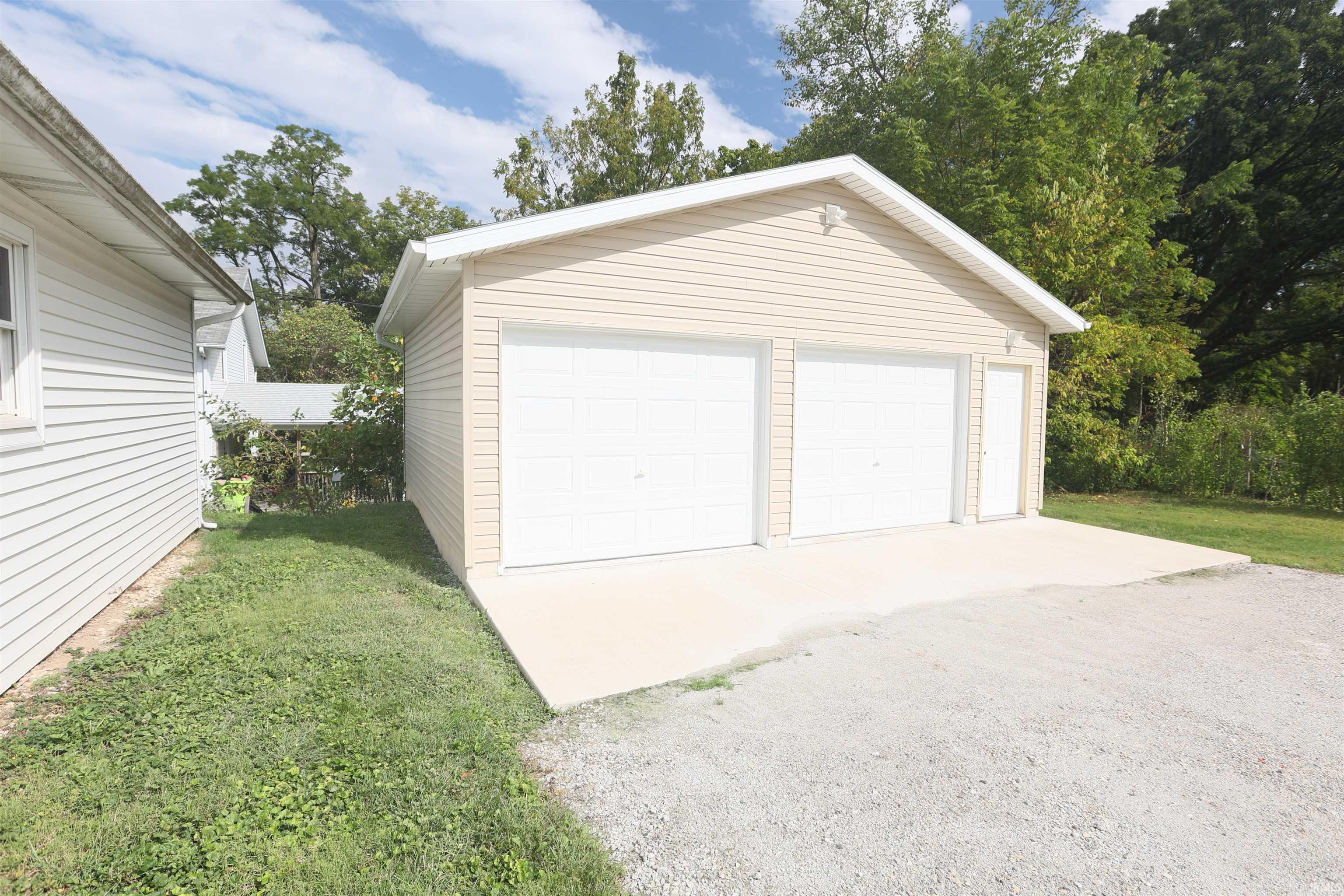 620 Division Street Huntington, IN 46750 - Photo 5 of 28 Gallery Image 5