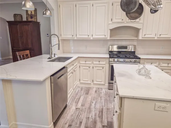 $280,000 | 108 Audubon Woods Drive, Richwood, TX 77531