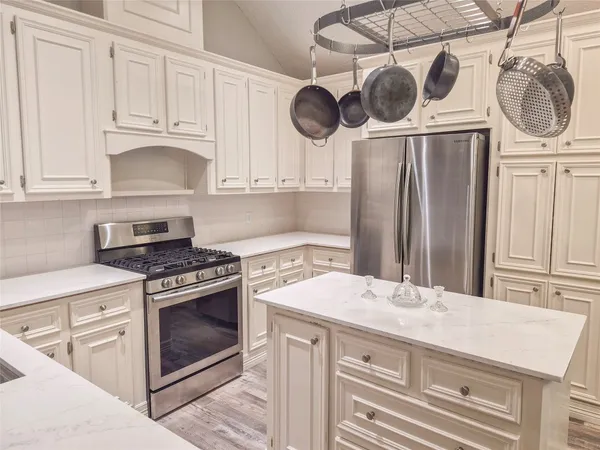 $280,000 | 108 Audubon Woods Drive, Richwood, TX 77531