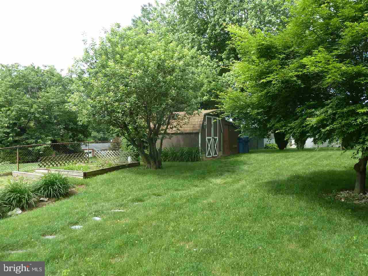 1959 Dawn Road Enola, PA 17025 - Photo 18 of 19 Gallery Image 18