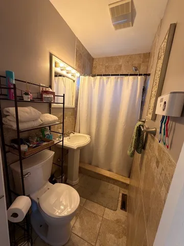 $2,500 | 118 Sumner Street, Unit 3, Quincy, MA 02169