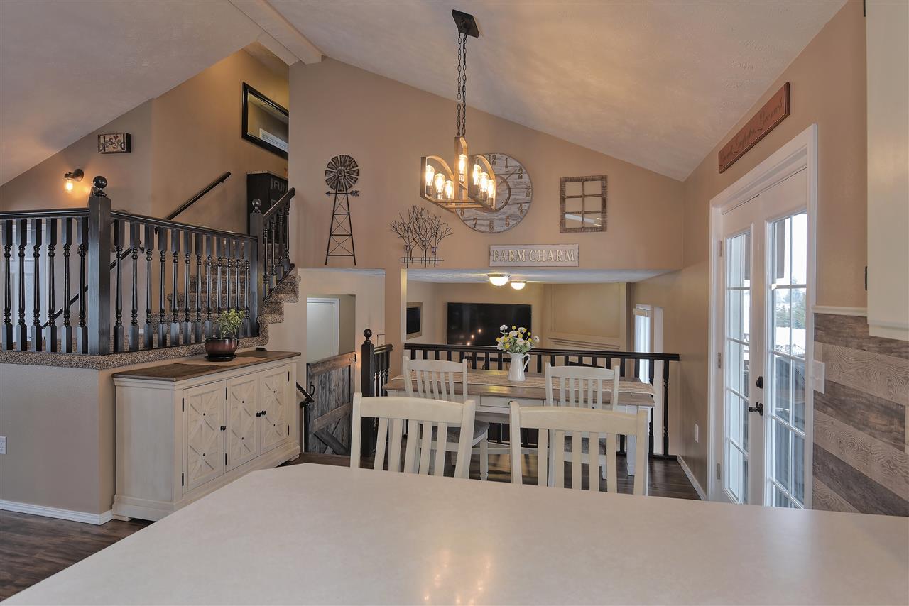 725 South St Charles Road Spokane Valley, WA 99037 - Photo 10 of 20