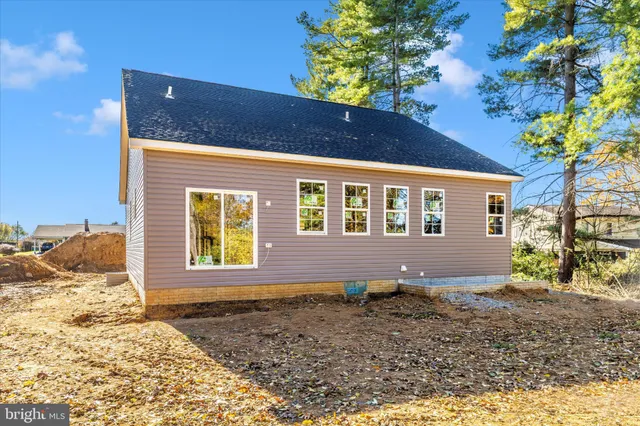 $449,000 | 18218 Summerlin Drive, Hagerstown, MD 21740