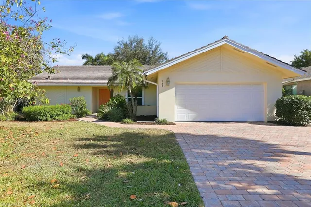 $649,900 | 142 Old Tamiami Trail, Naples, FL 34110