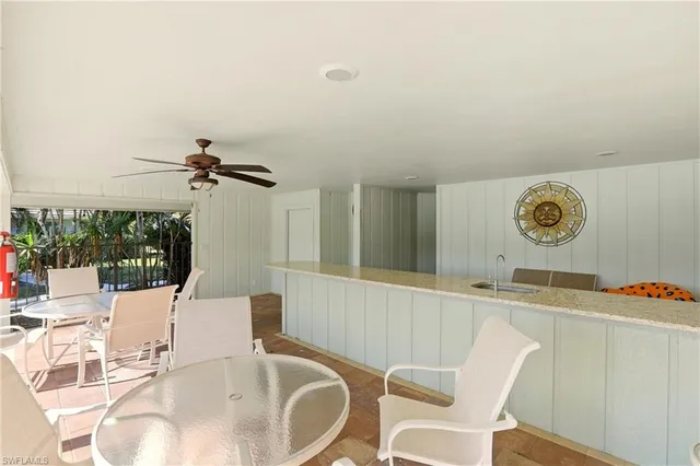 $649,900 | 142 Old Tamiami Trail, Naples, FL 34110