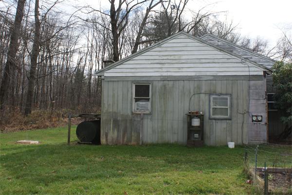752 River Road Deerfield, MA 01342 - Photo 2 of 5 Gallery Image 2