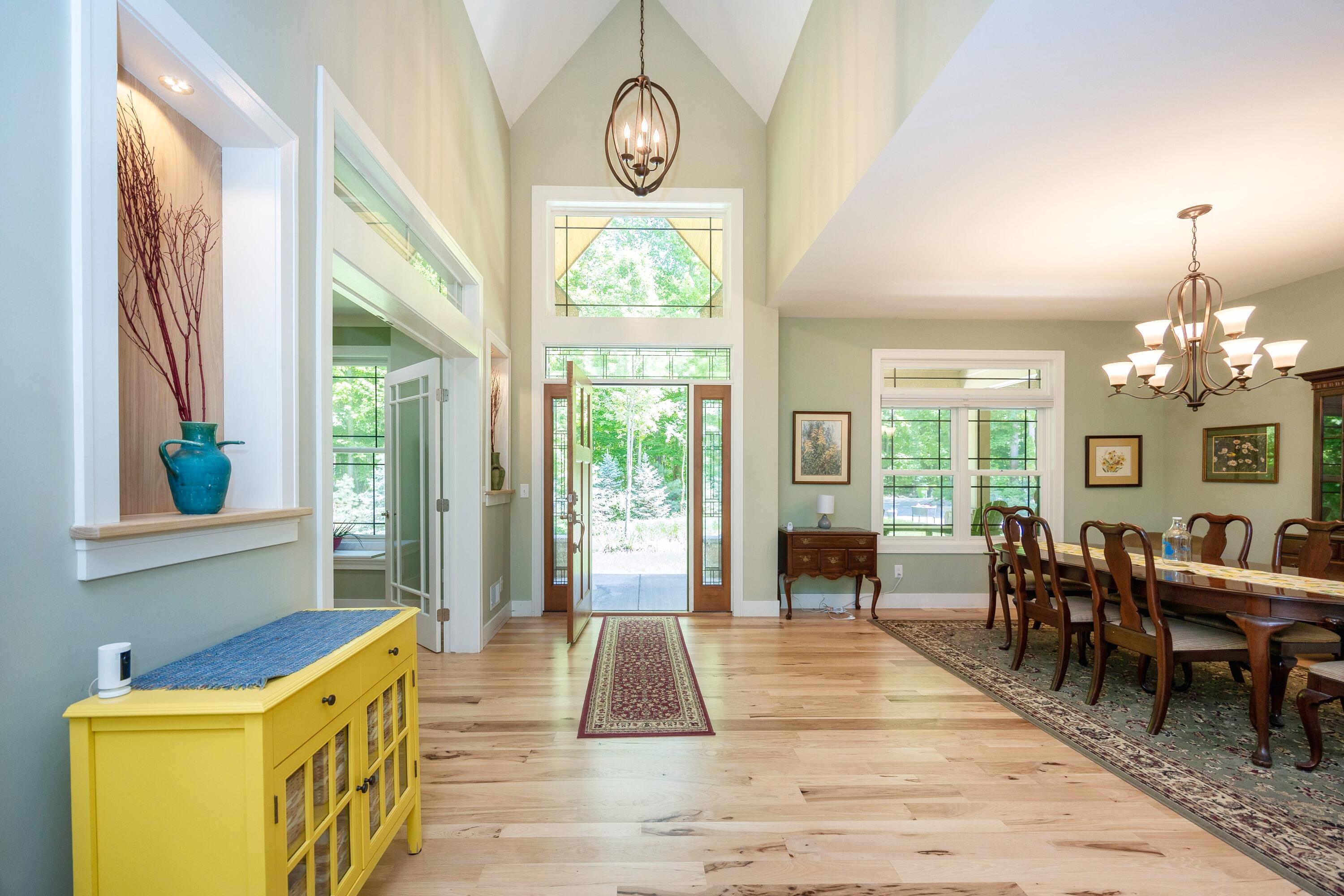 06 Entryway 2