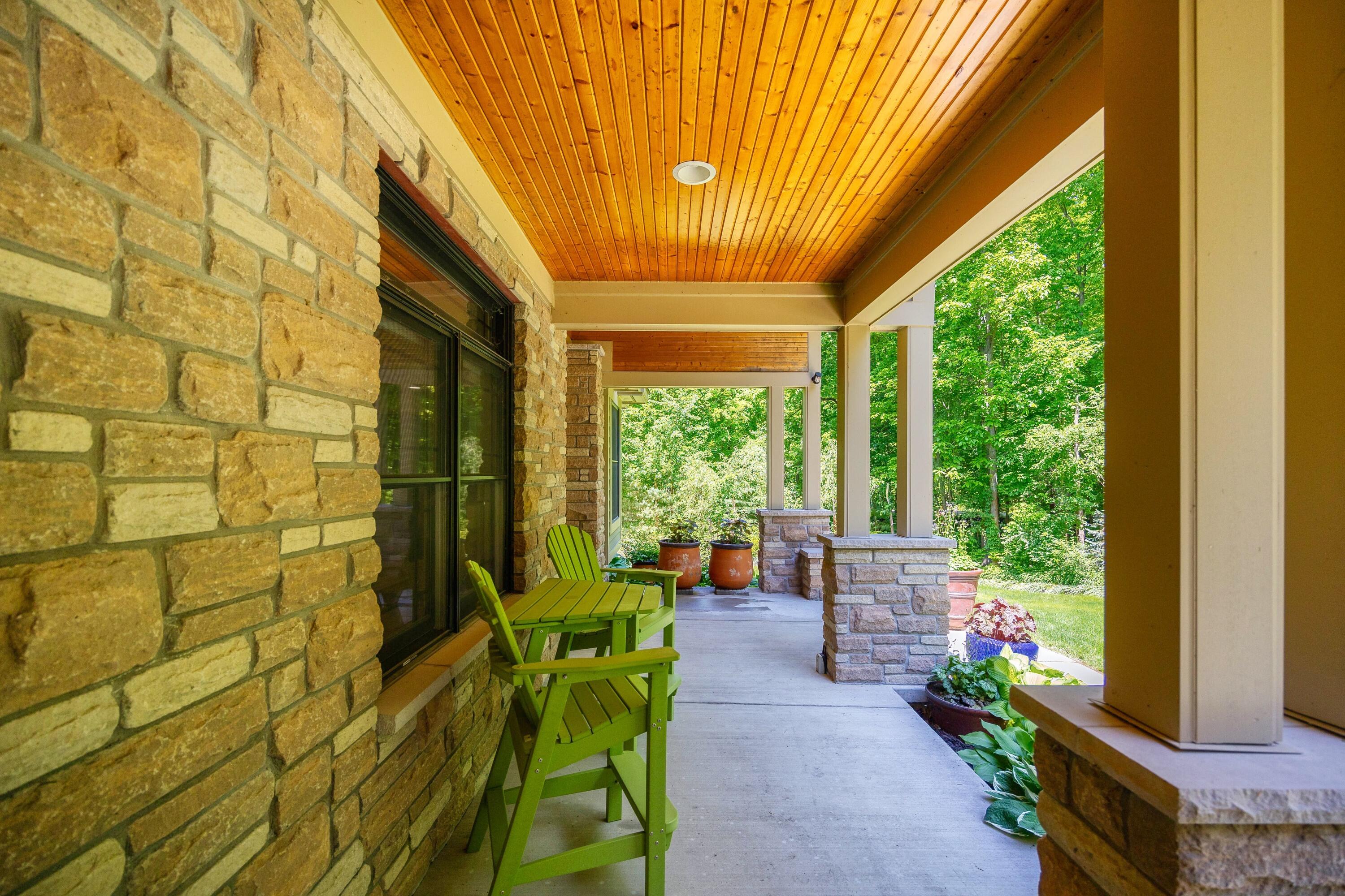 3835 Hawk Crest Road Ann Arbor, MI 48103 - Photo 76 of 102 75 Front porch 2