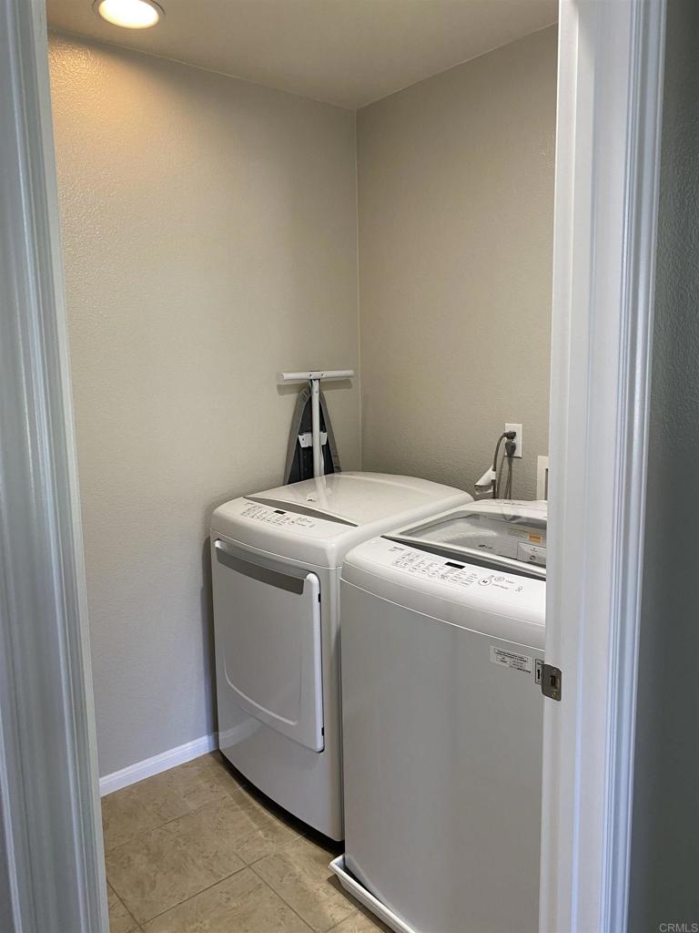 2256 Flatiron Way San Marcos, CA 92078 - Photo 17 of 22 a utility room with dryer and washer