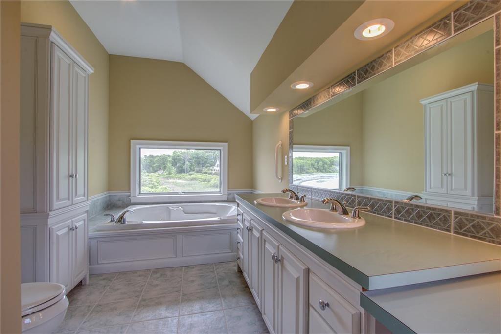 1 Ossipee Road Cape Neddick, ME 03902 - Photo 28 of 35 Photo