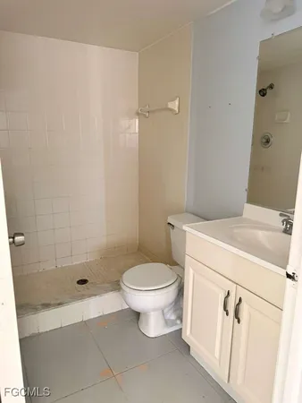 $1,500 | 1126 Southeast 8th Street, Unit 101, Cape Coral, FL 33990