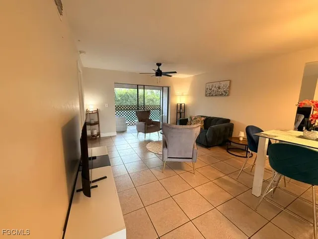 $1,500 | 1126 Southeast 8th Street, Unit 101, Cape Coral, FL 33990