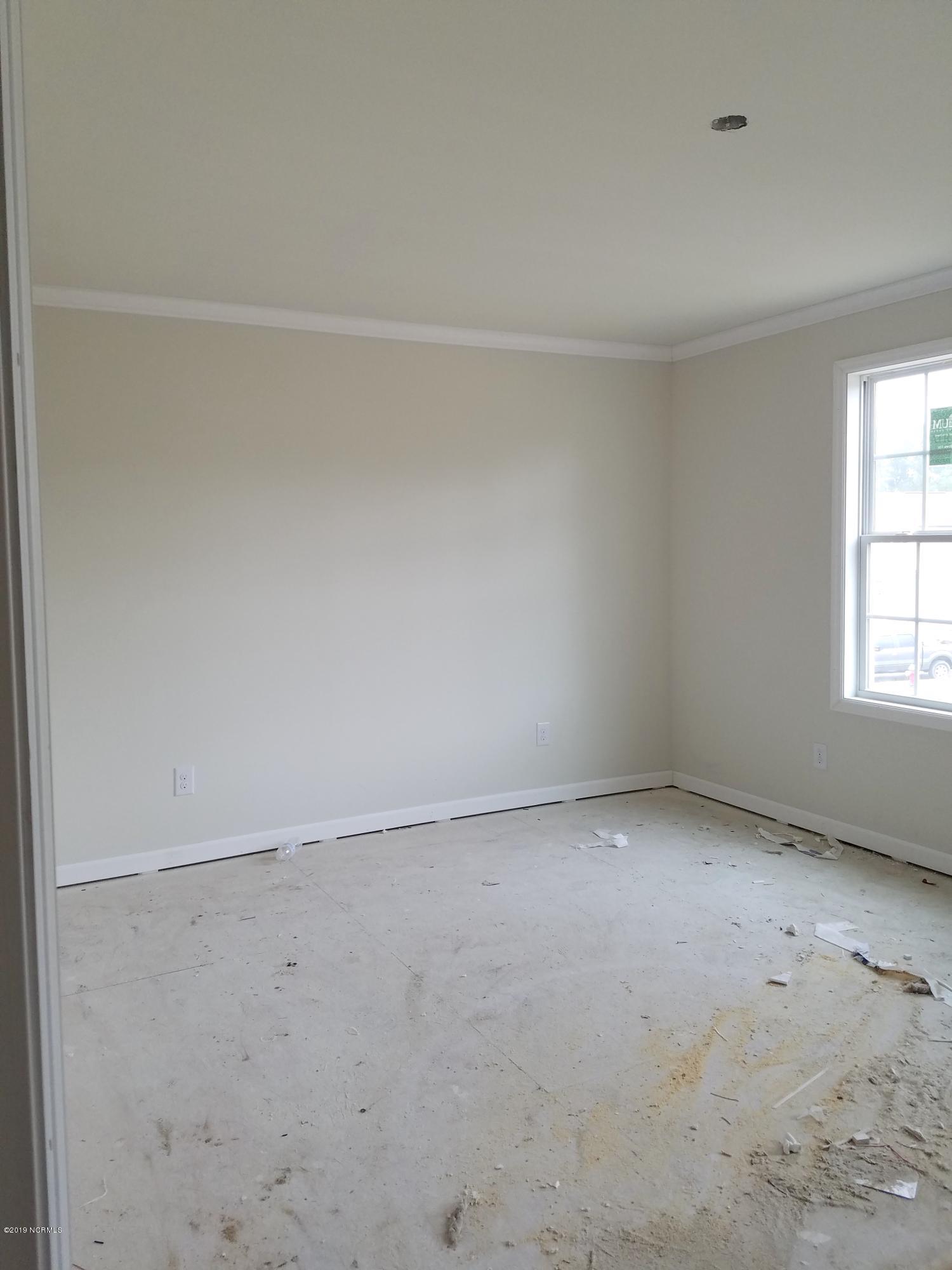 306 Kenan Loop Jacksonville, NC 28546 - Photo 6 of 8 20191022_114132