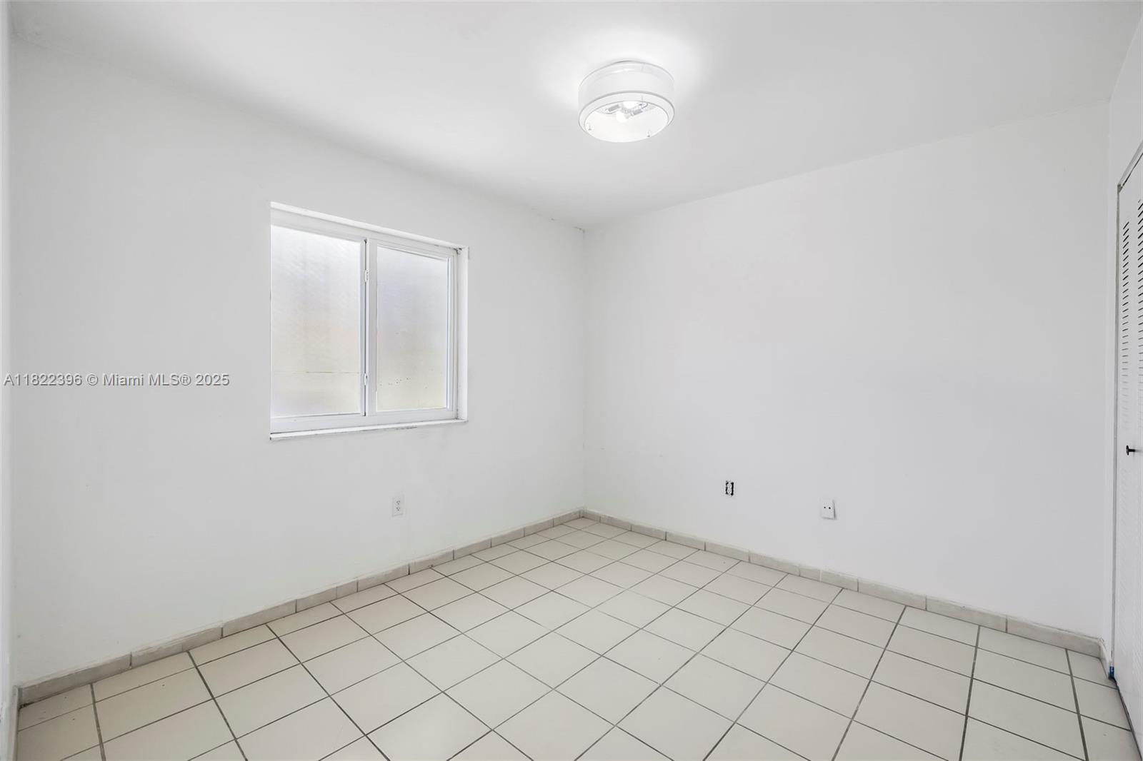 8421 Southwest 209th Street, Unit 8421 Cutler Bay, FL 33189 - Photo 9 of 16