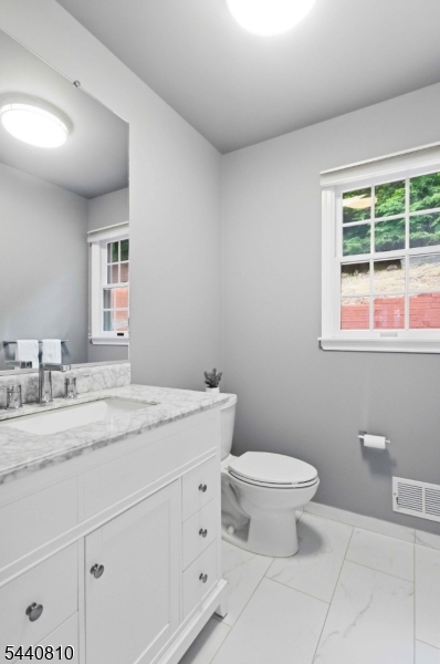 56 Union Hill Road Morris Plains, NJ 07950 - Photo 17 of 36