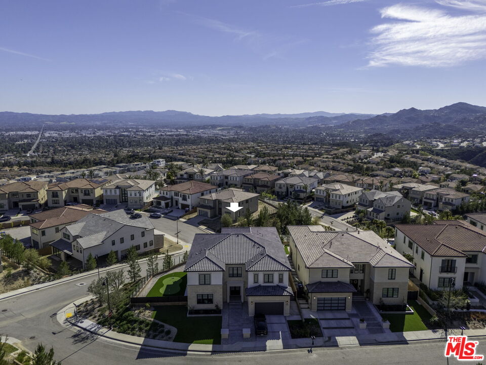 11800 Tudor Court Porter Ranch, CA 91326 - Photo 3 of 35