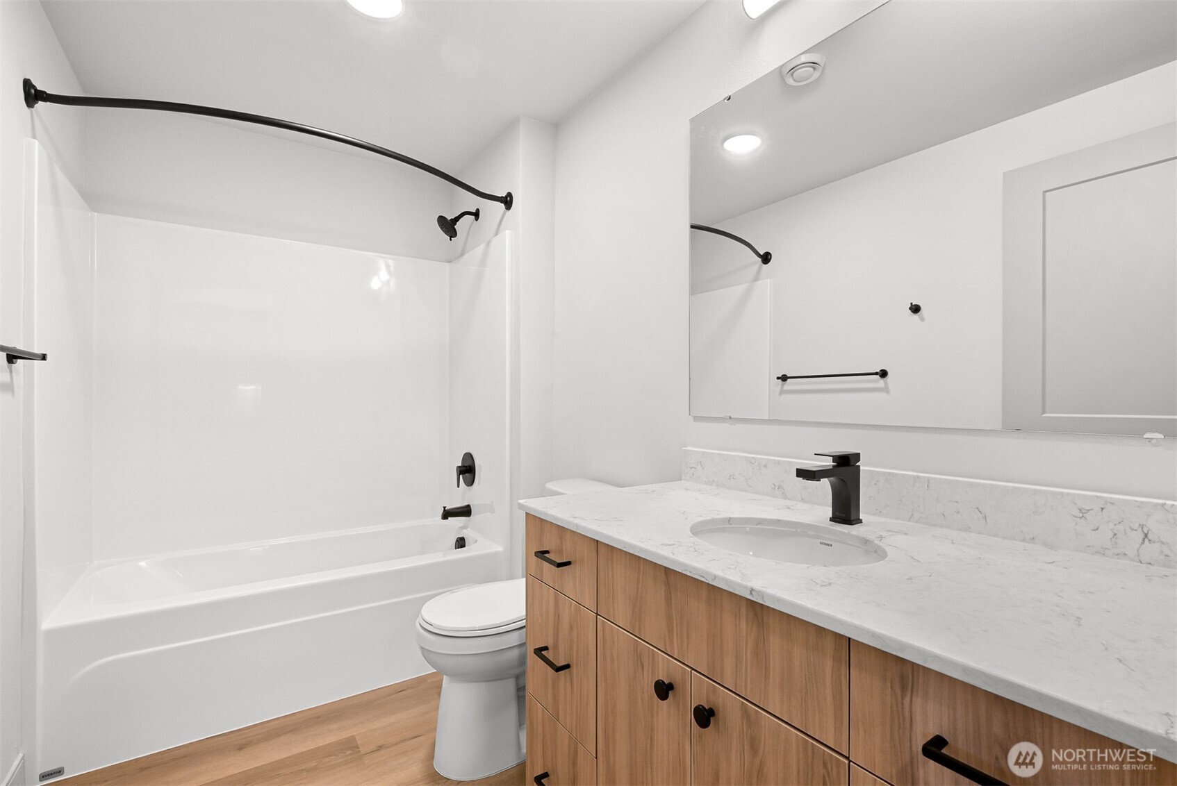 820 North State Street, Unit 608 Bellingham, WA 98225 - Photo 11 of 23
