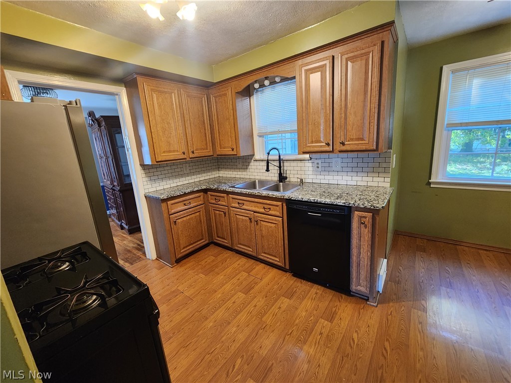 2320 Wrenford Road University Heights, OH 44118 - Photo 6 of 14