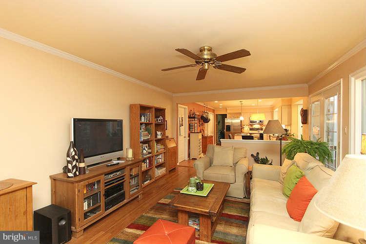 1559 Trails Edge Lane Reston, VA 20194 - Photo 17 of 30 Family Room