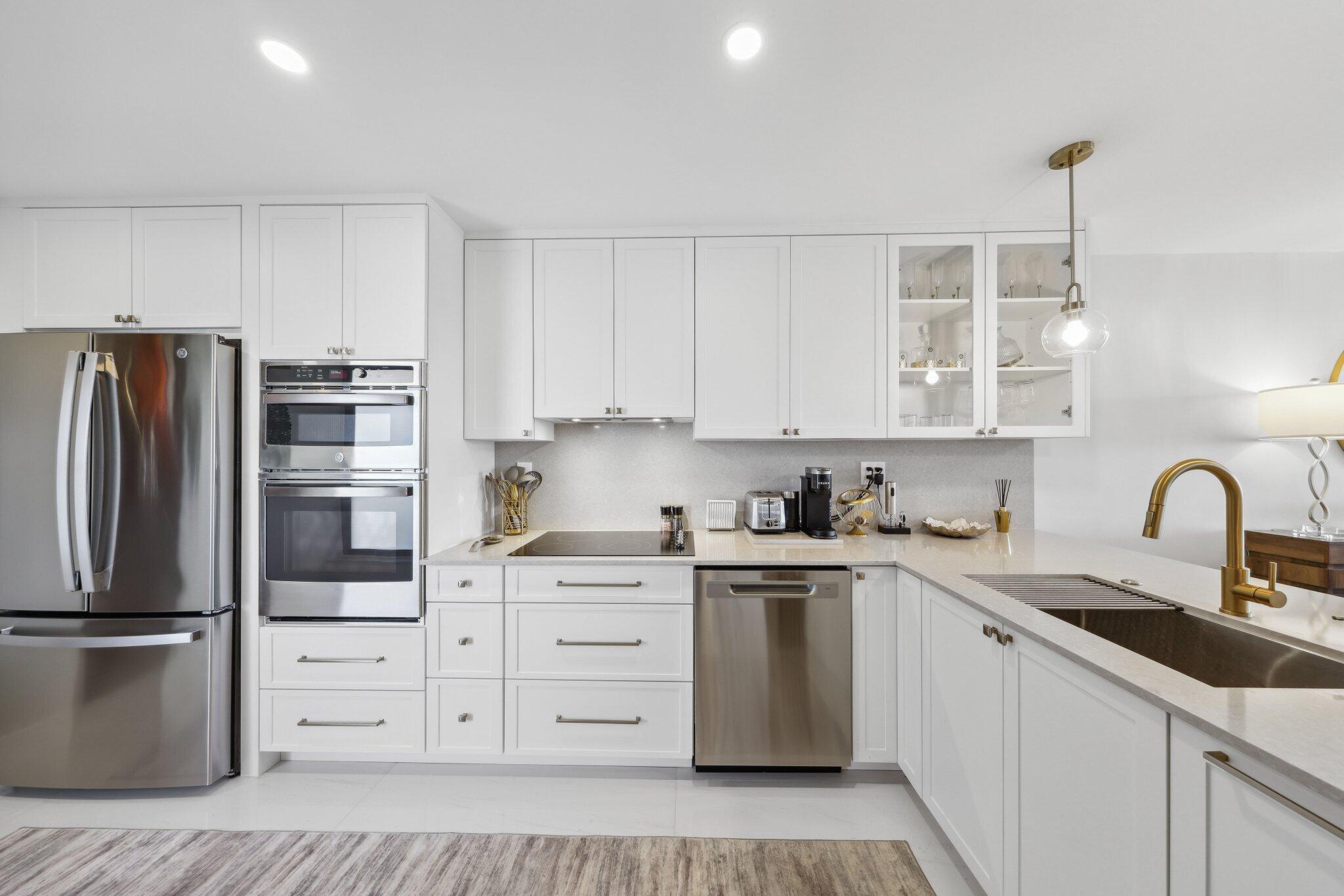 13 Royal Palm Way, Unit 5020 Boca Raton, FL 33432 - Photo 7 of 64 13 Royal Palm Way - 15.jpg-SMALL