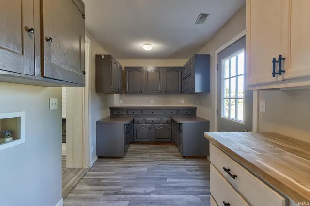 $394,900 | 4366 Lenn Road, Newburgh, IN 47630